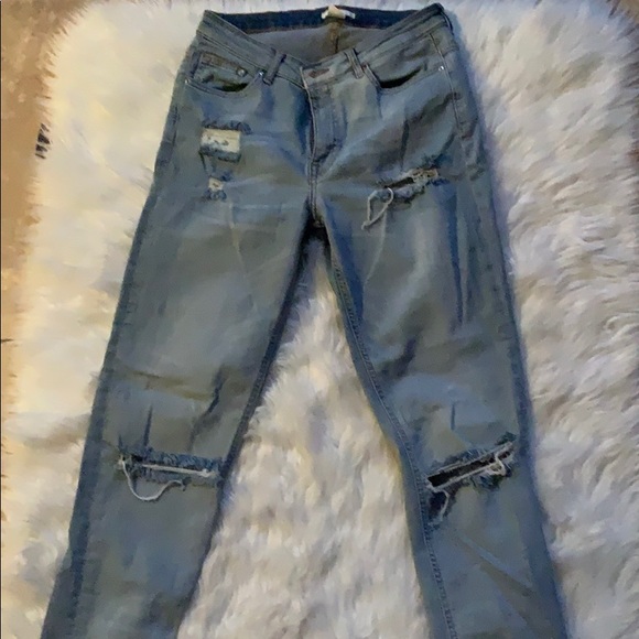 Ripped boyfriend jeans - Picture 4 of 5